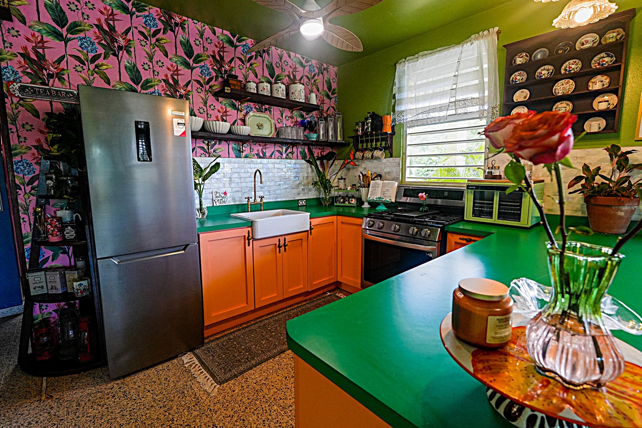 Fully equipped kitchen