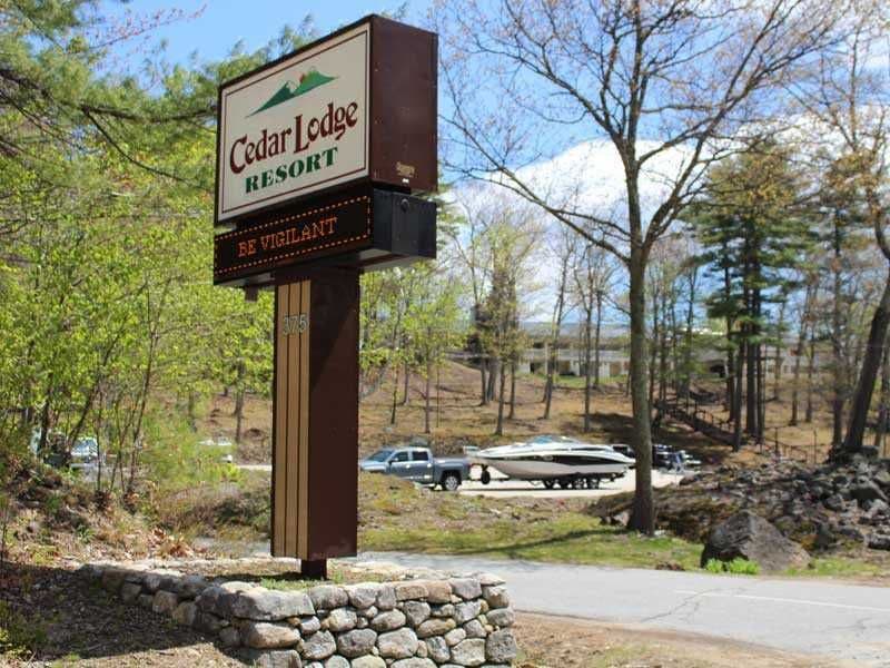 Welcome to Cedar Lodge