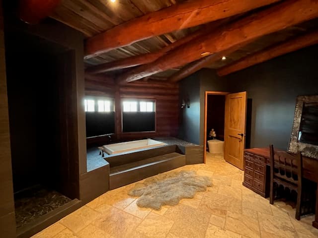 Bedroom 1 Private Ensuite Bathroom 