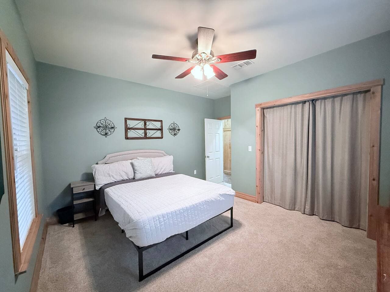 Gallery Image 19