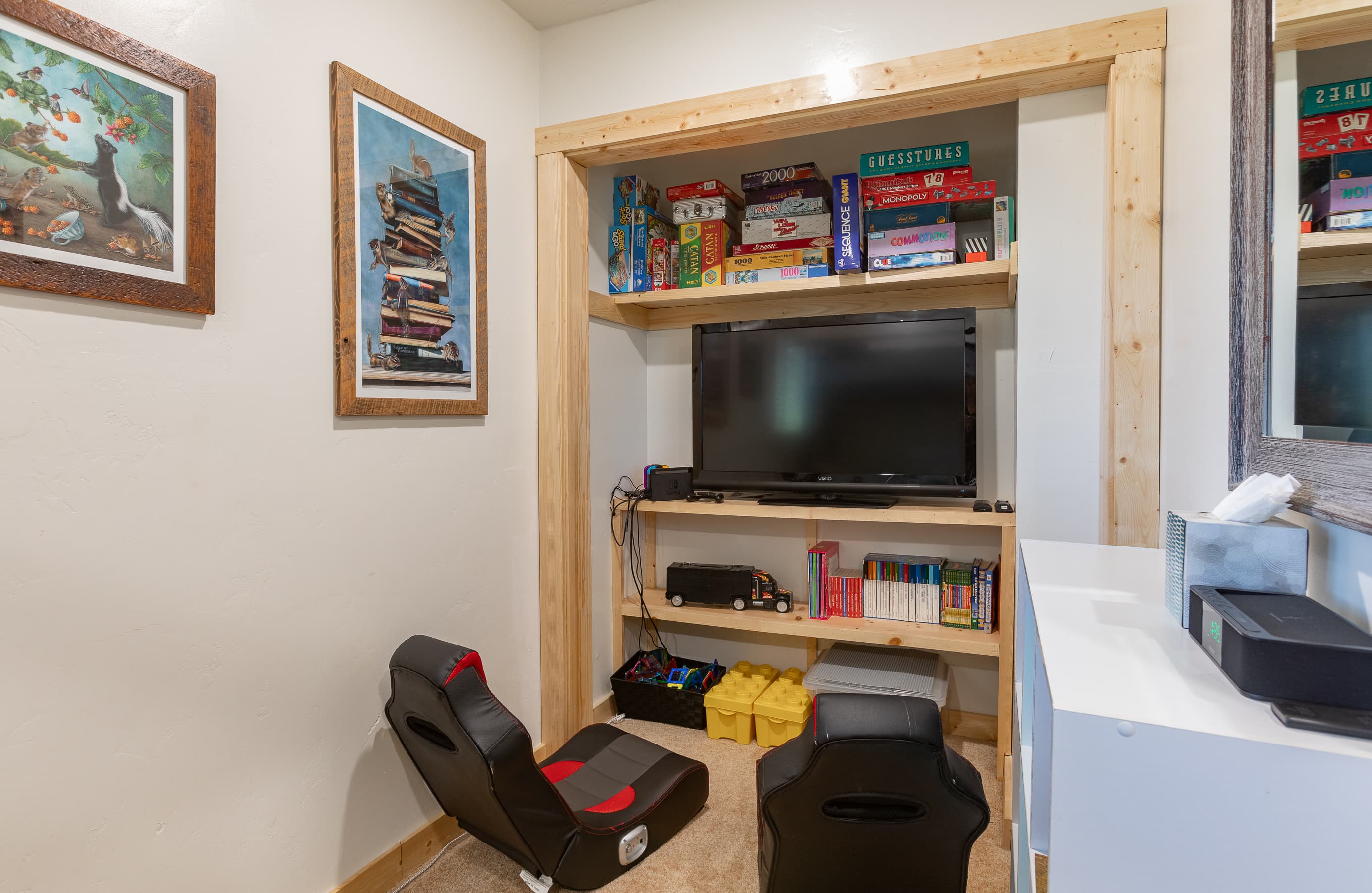 Gaming chairs & gaming consoles