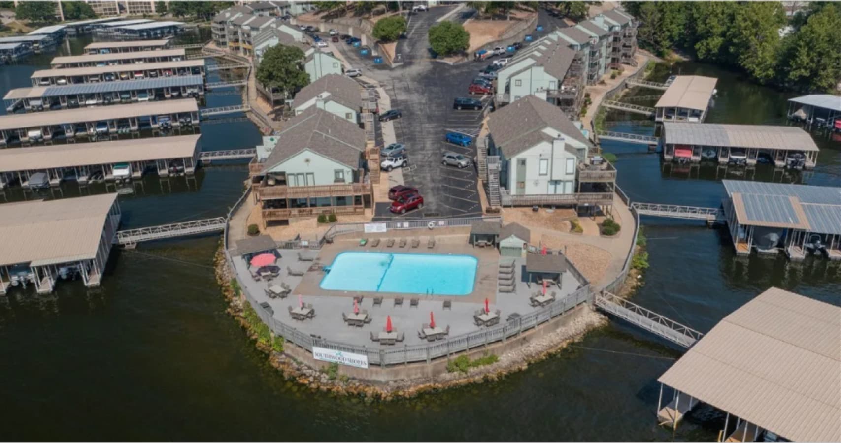 southwood shores outside.png
