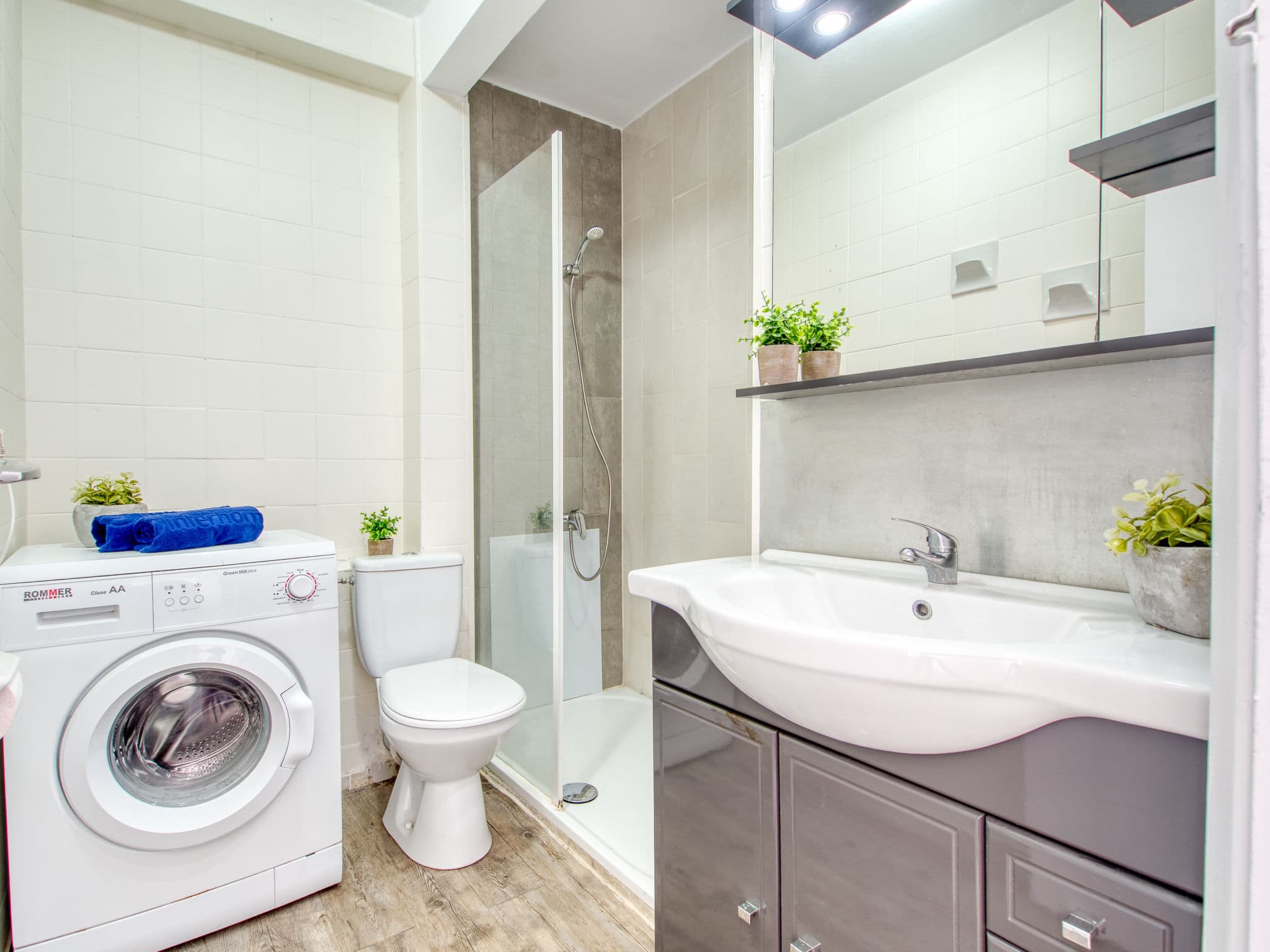 Bathroom / Wellness
