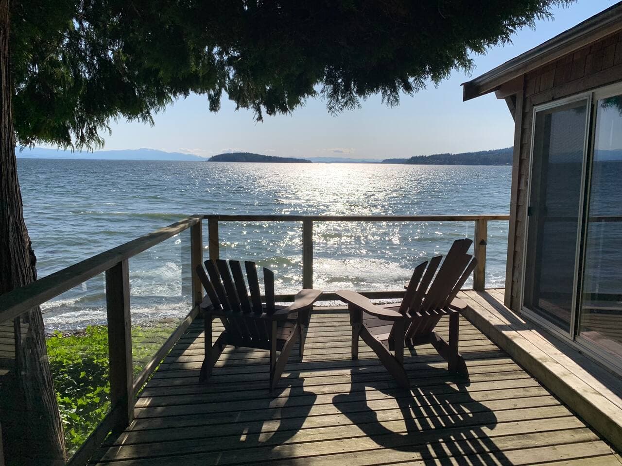 Hut Deck