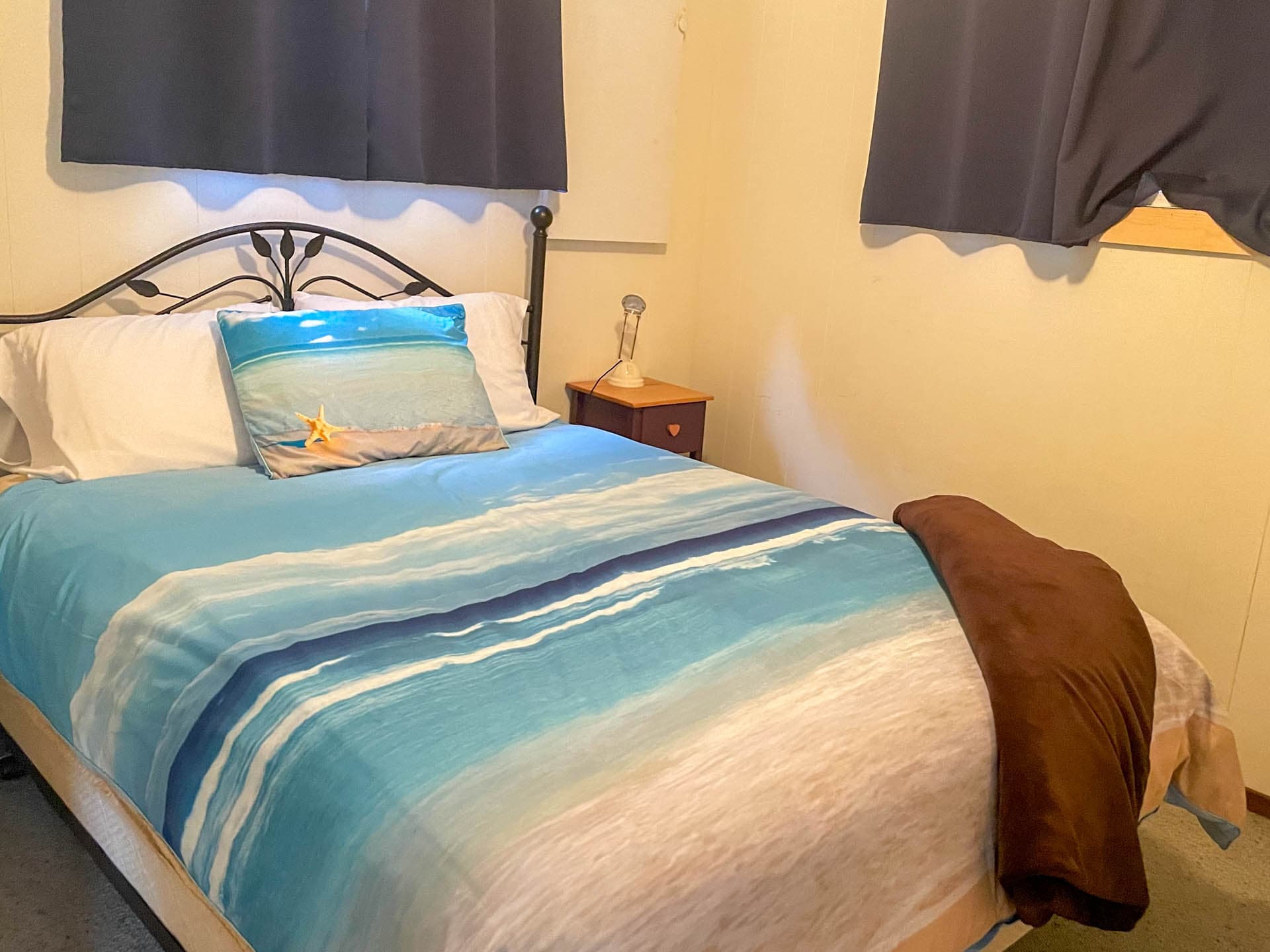 Premier BR with Queen bed
