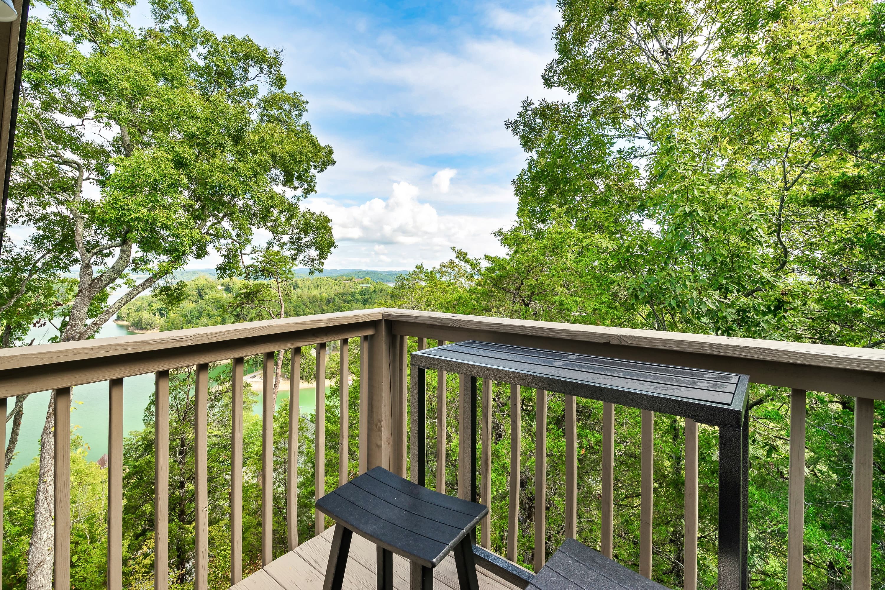 The deck that makes sunsets your favorite part of the day