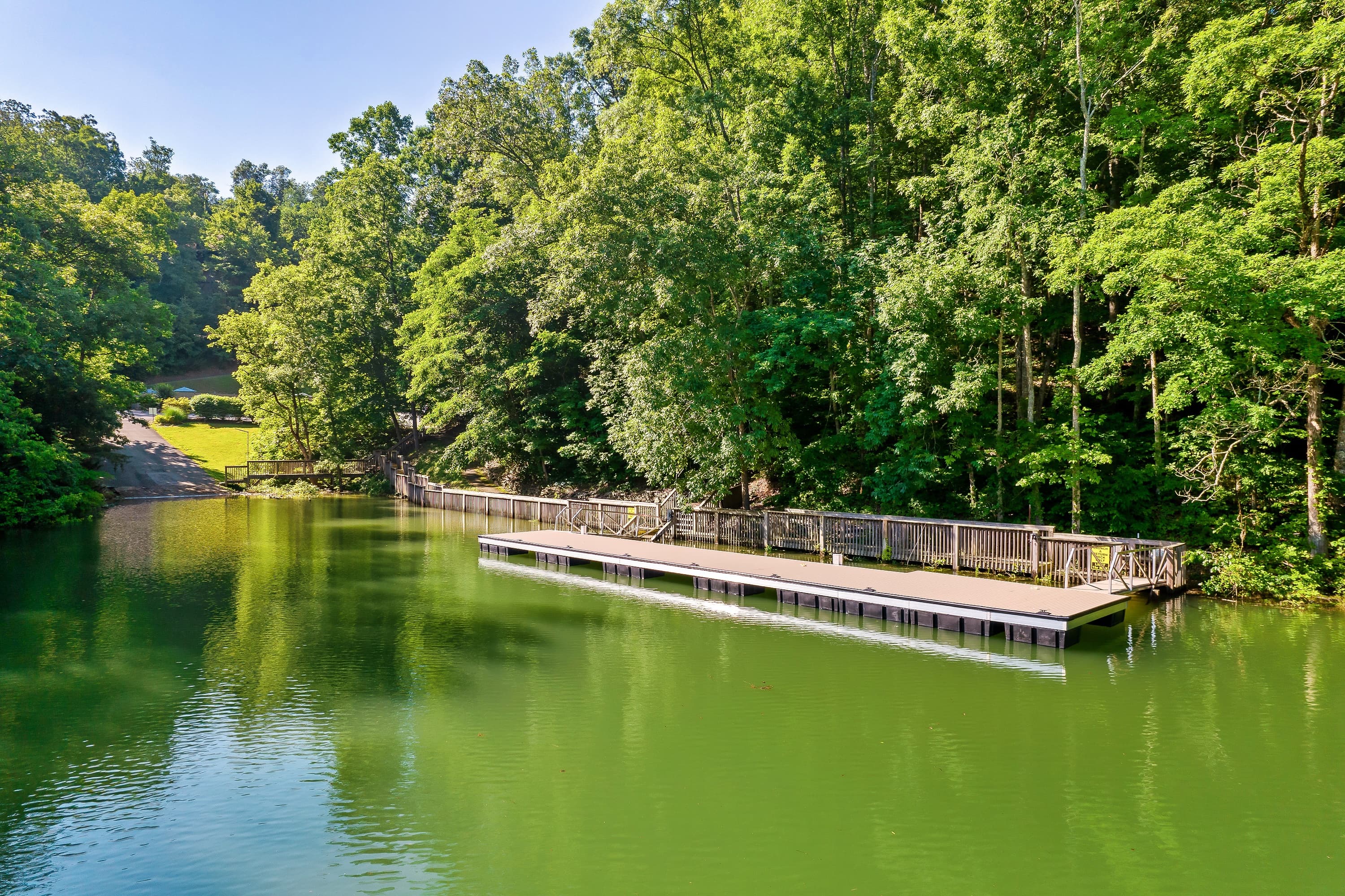 Community boat launch and 1 hour courtesy dock.