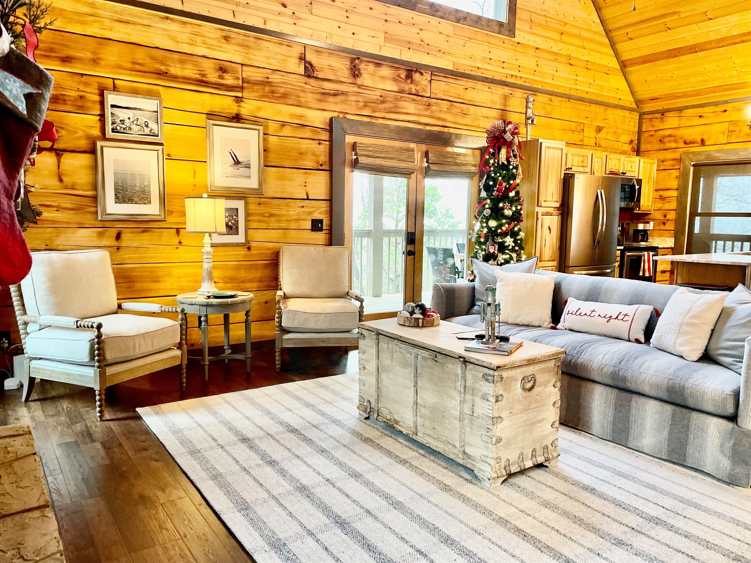 Cozy Christmas at The Tippy Canoe Cabin – a beautifully decorated Smoky Mountains lake view cabin in Sevierville, TN.