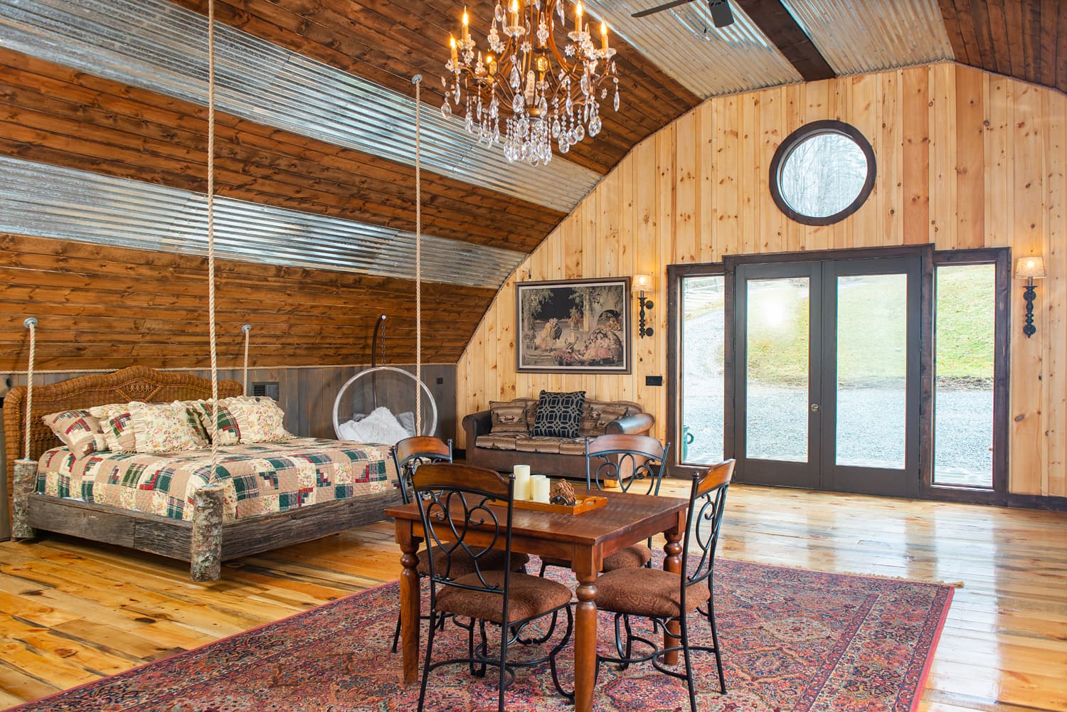 Connie barn lores 009