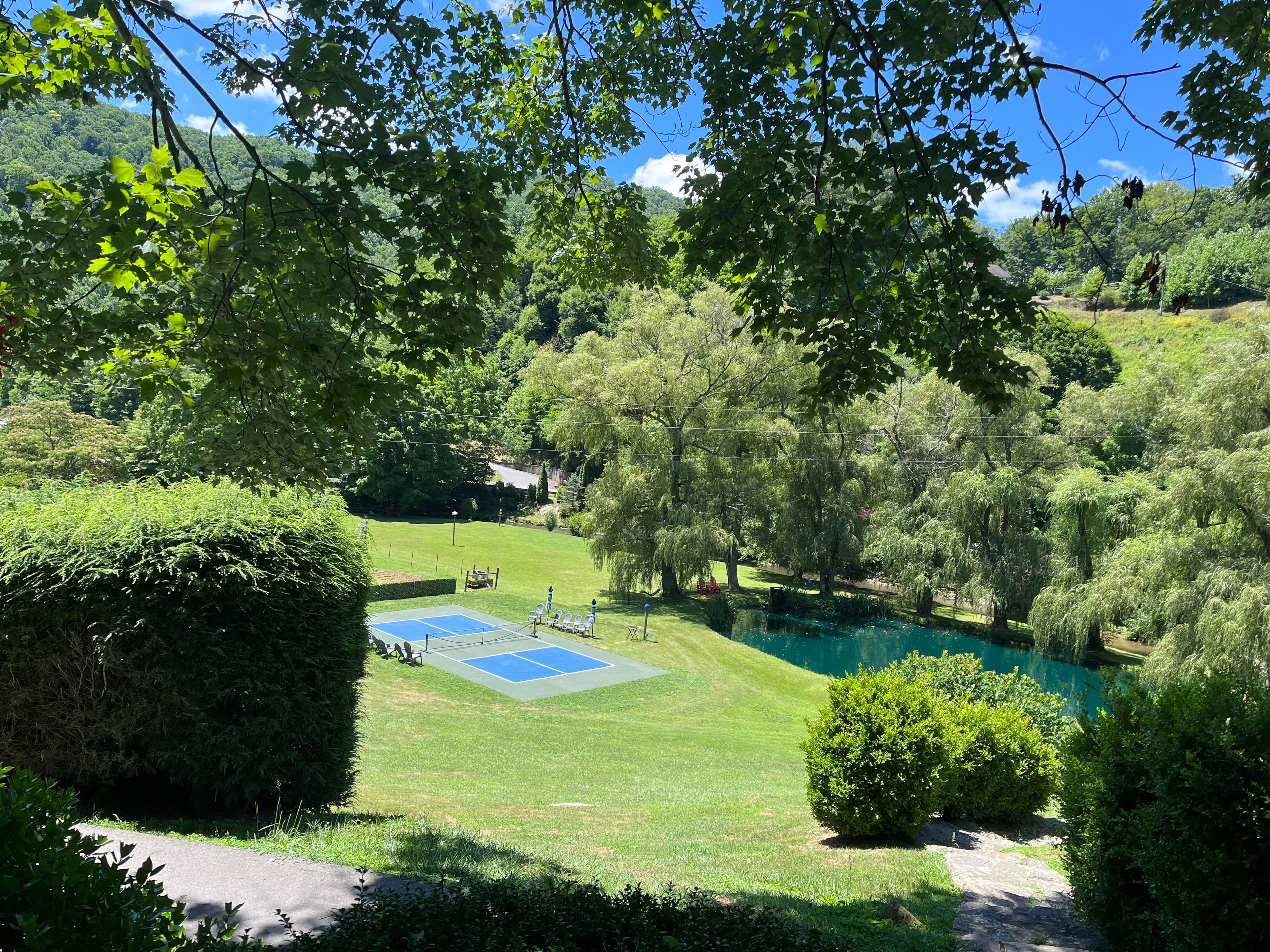 Pickleball nc mountains rentals