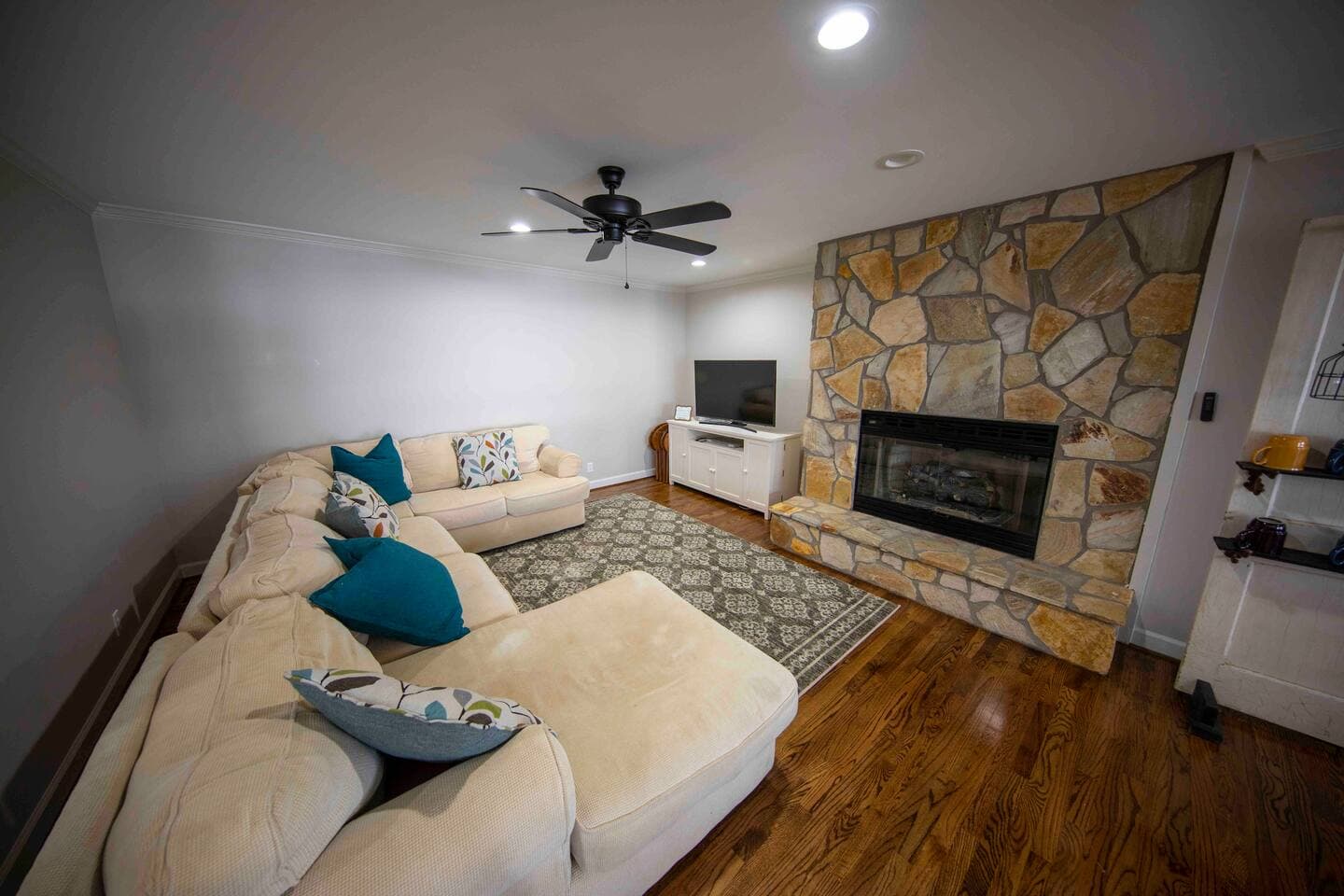 Perfect kids area after a long day on the water.