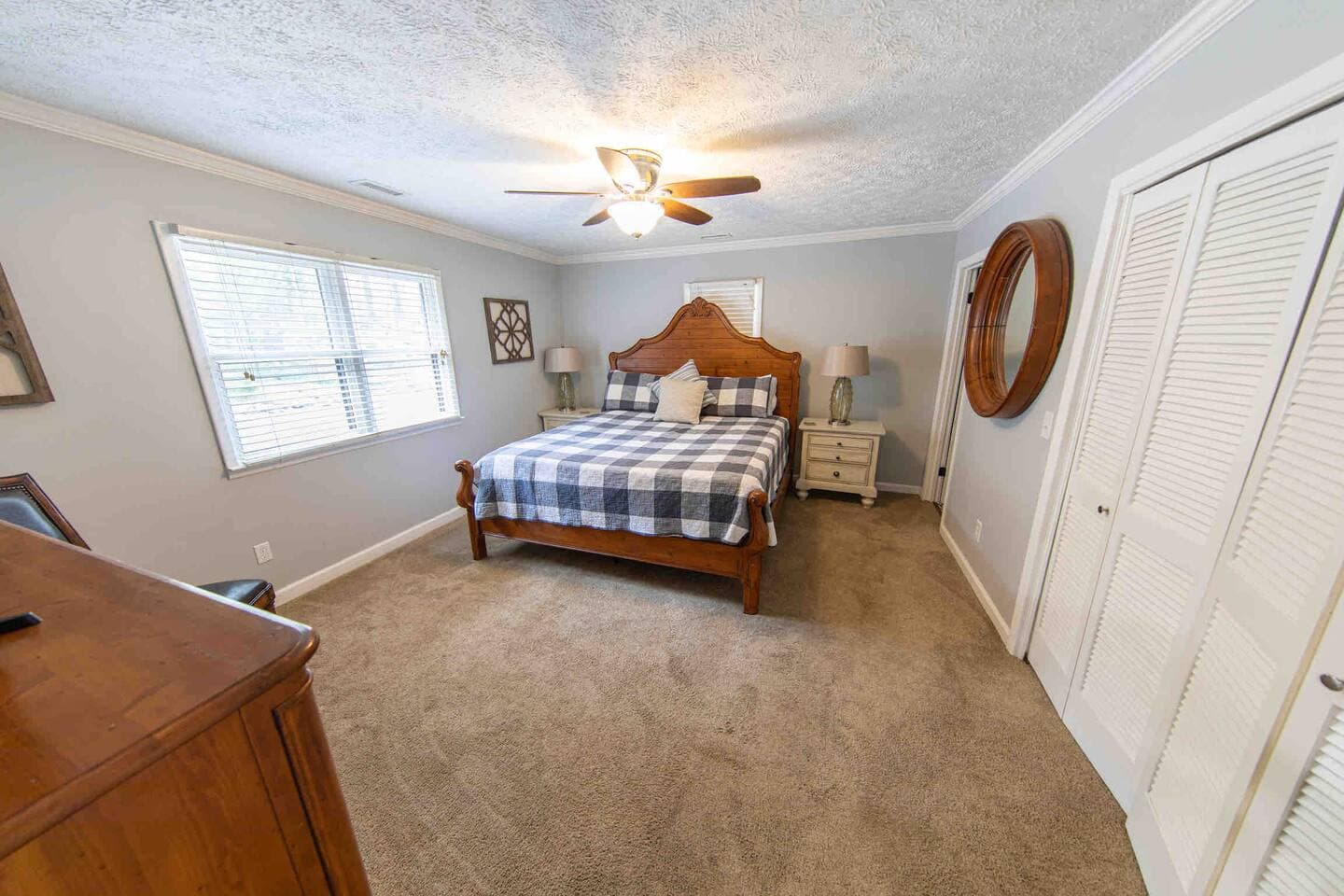 Bedroom 1- King 