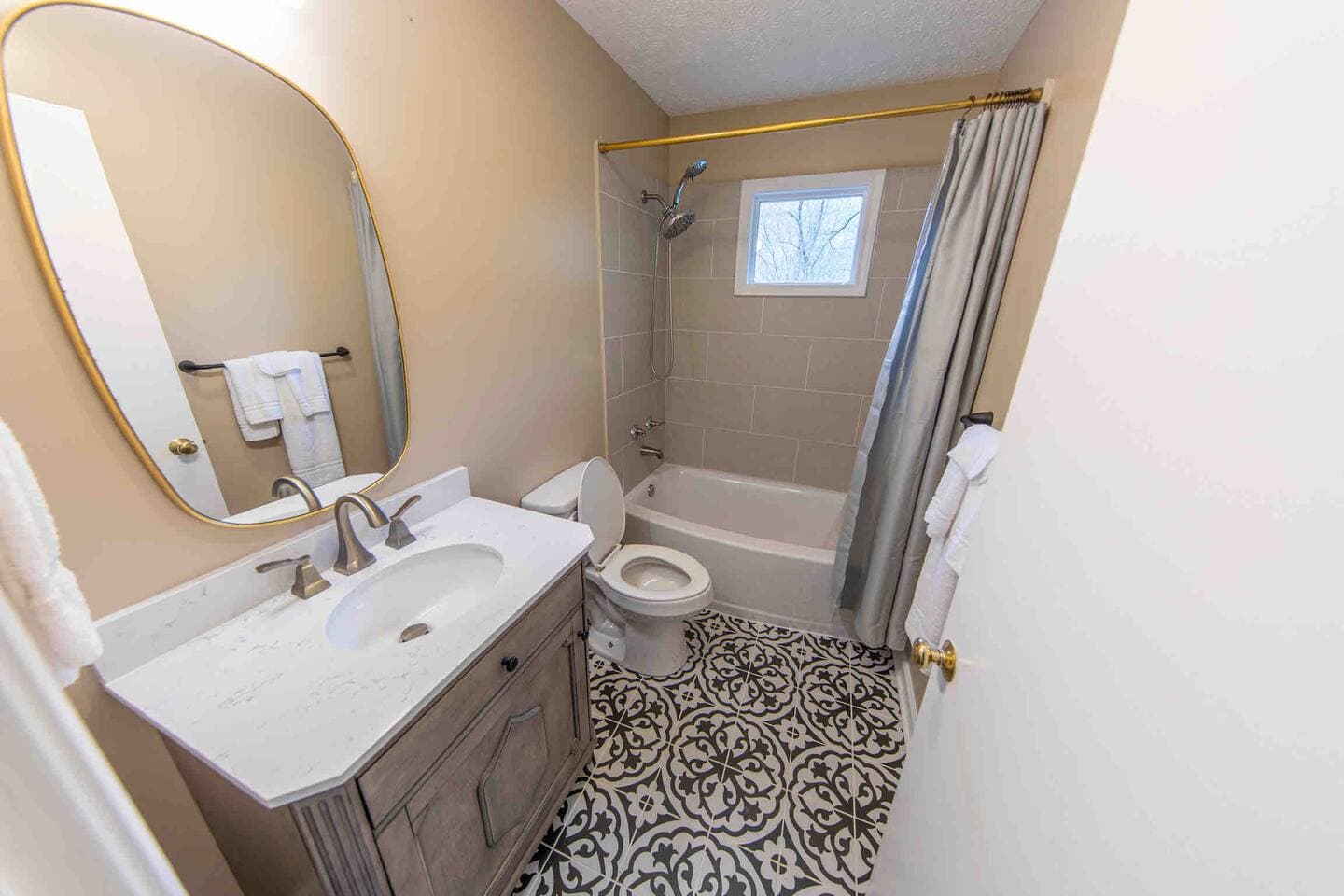 Main house Bathroom # 2