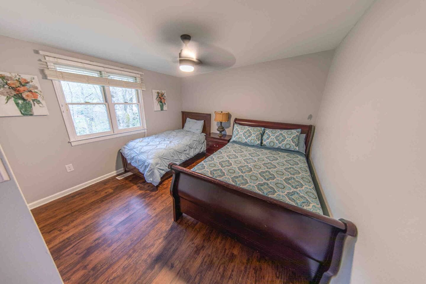 Apartment bedroom #7 - queen and twin (overlooks waterfall)