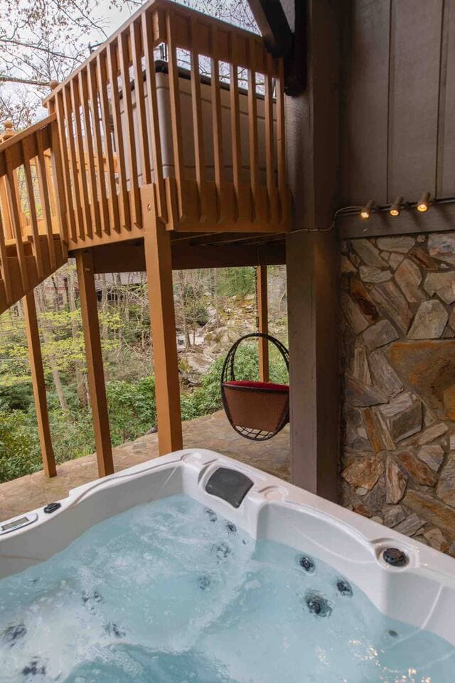 Hot tub overlooking river