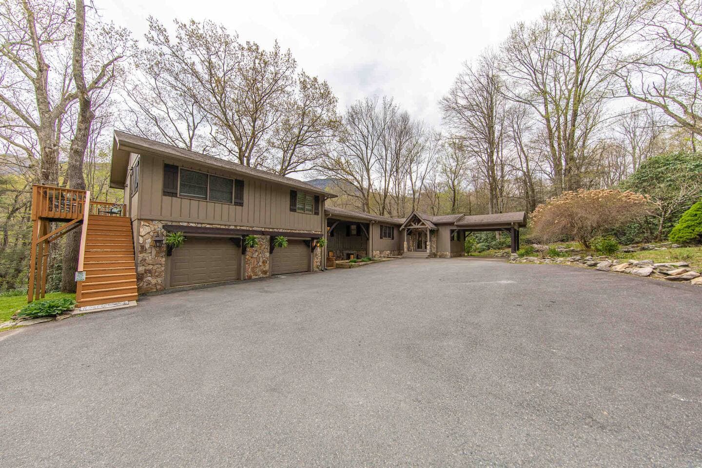 front of driveway view