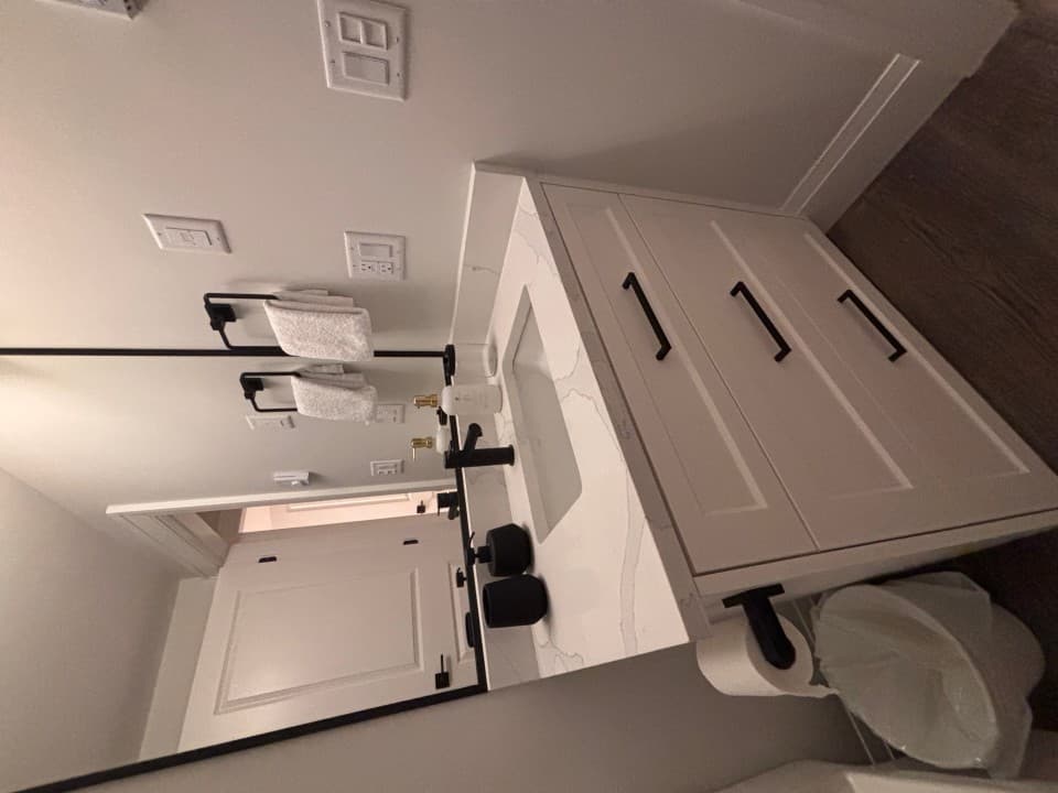 Gallery Image 16