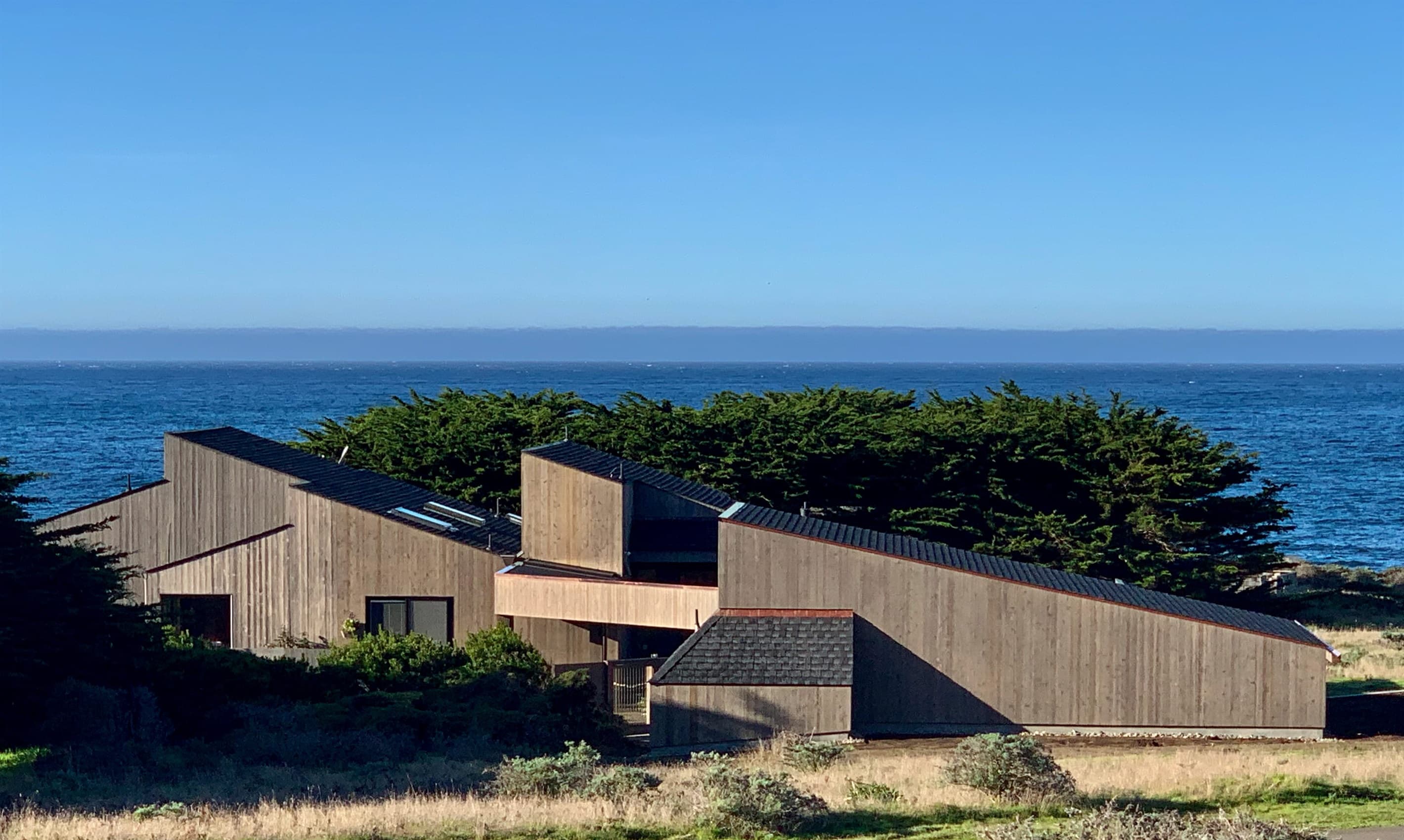 Abalone Bay -Ranch Style- oceanfront, dog friendly