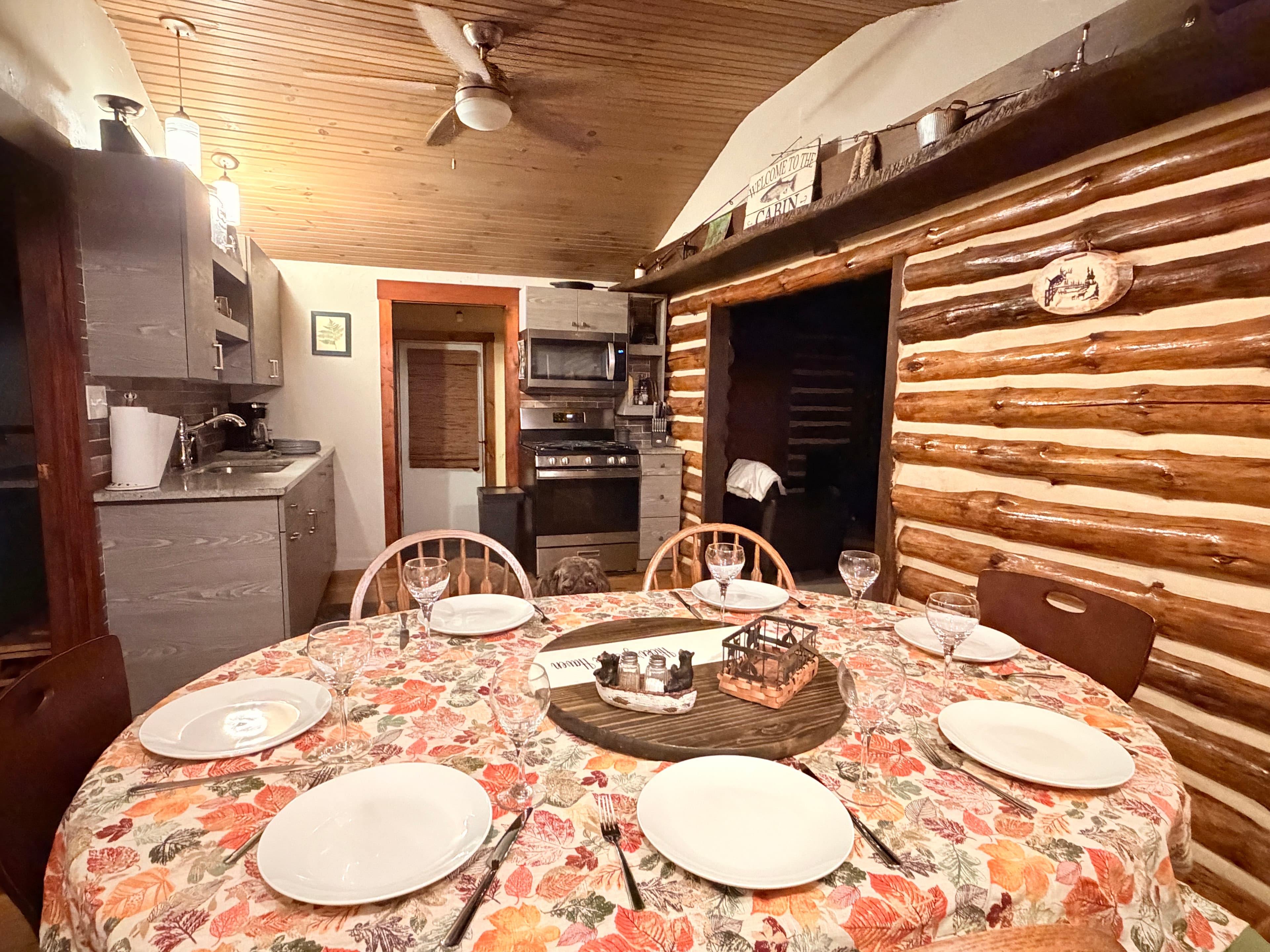 large kitchen extra table and chairs seat up to 10- Baby chair seat included!