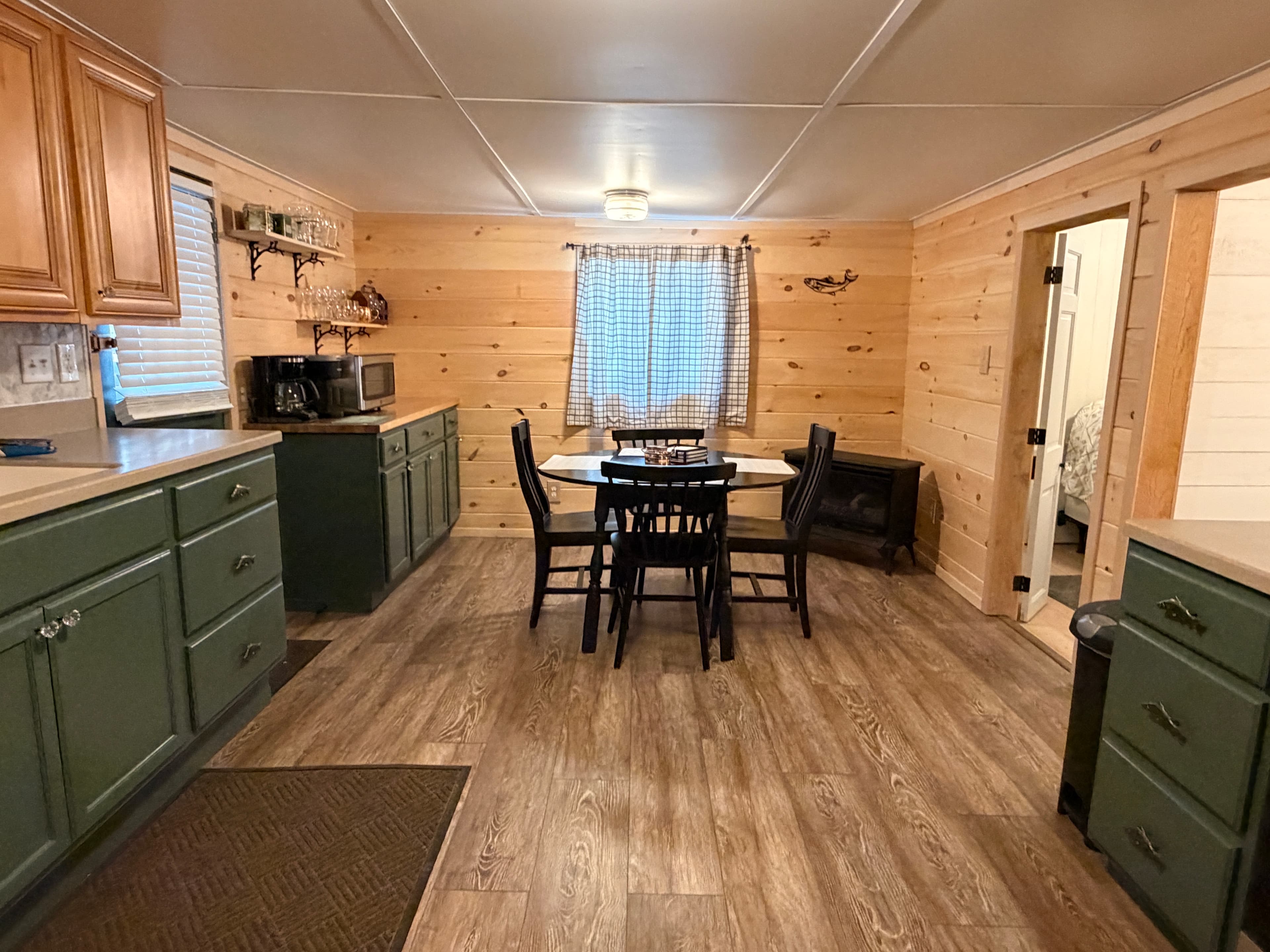 Kitchen that is totally stocked! 
