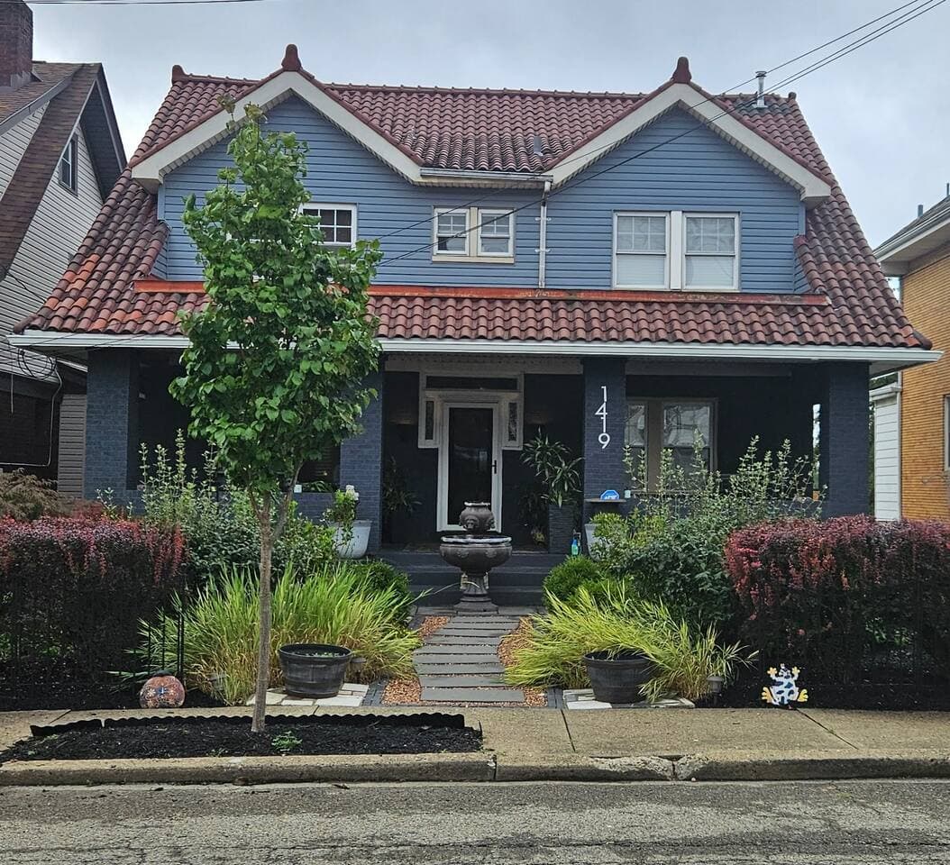 Welcome to this historic craftsman home. You will love the professional landscaping, stunning outdoor oasis in the city, and the antique touches coupled with modern charm and convenience 