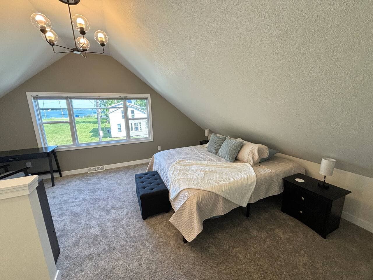 Upstairs bedroom with views of Lake Erie 