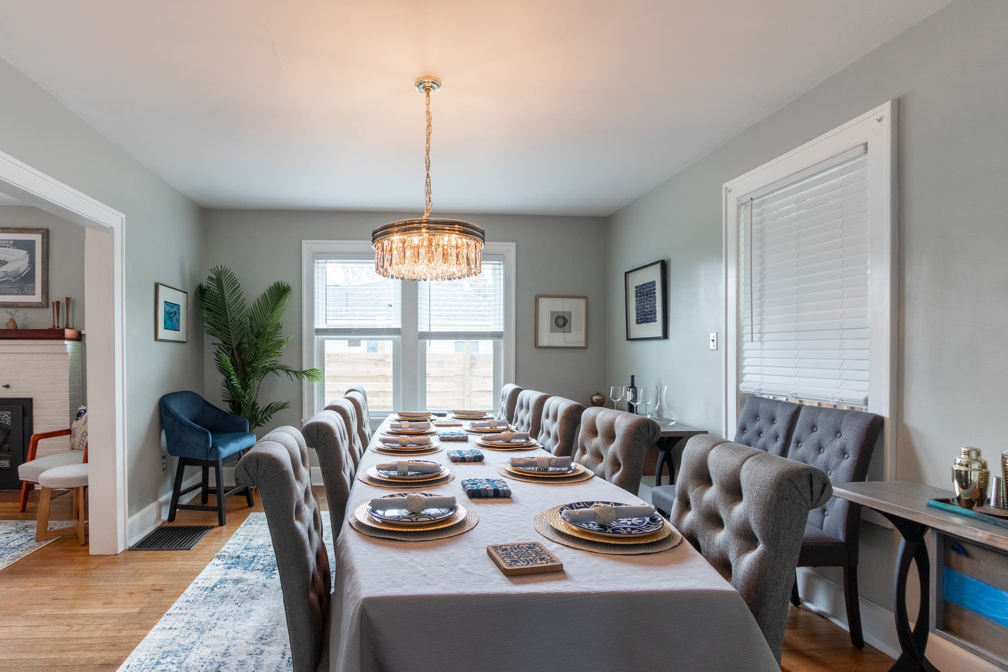 Formal dining room 2