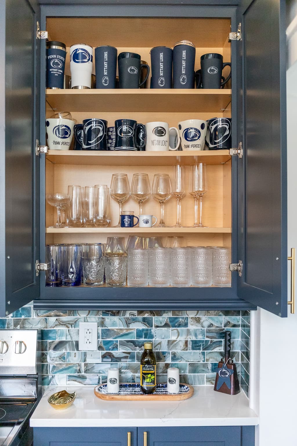 Mugs in kitchen