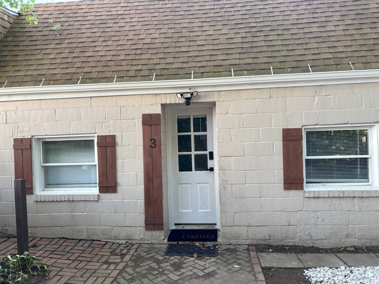 Your private apartment awaits! You will love the classical and modern touches that decorate this lovely coastal cottage. 