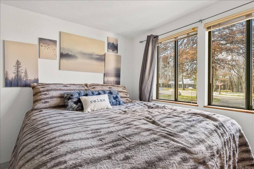 Comfortable large bed 