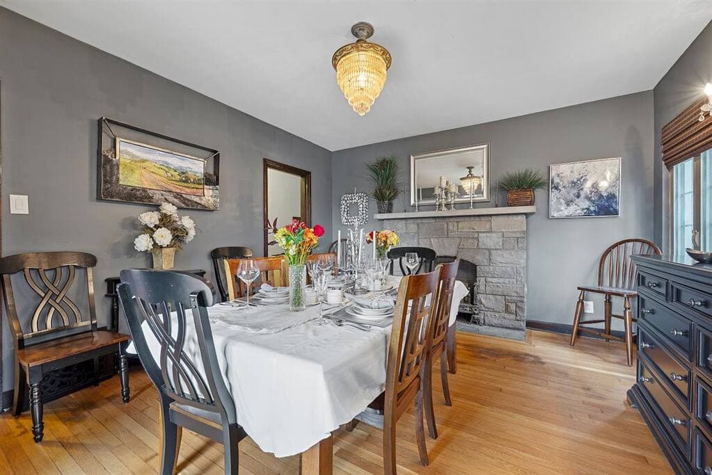 dining room