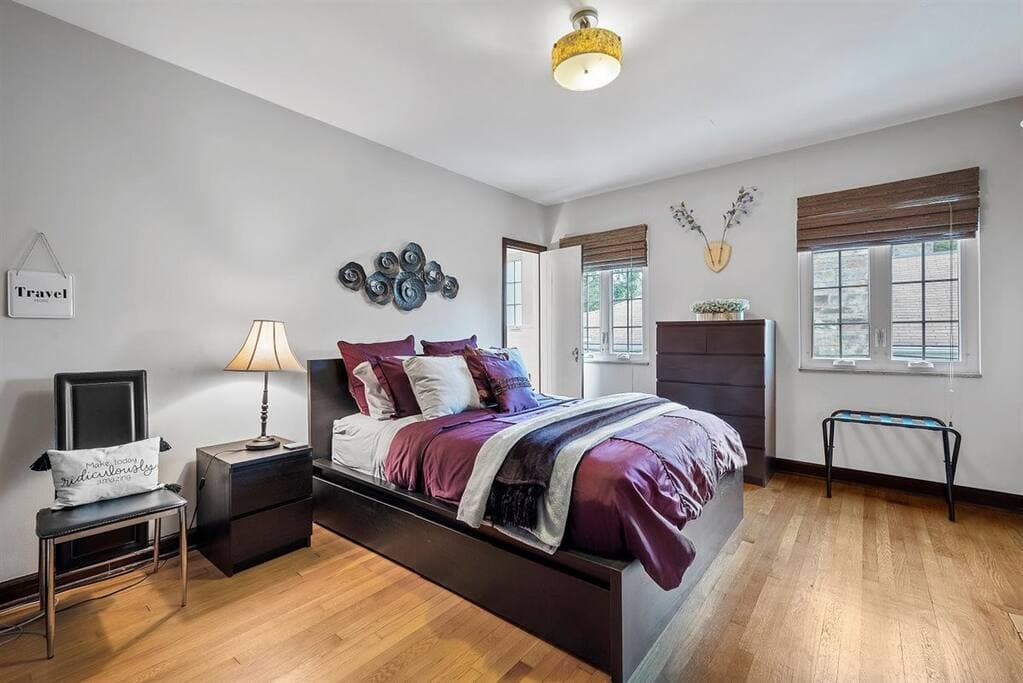 Downstairs bedroom