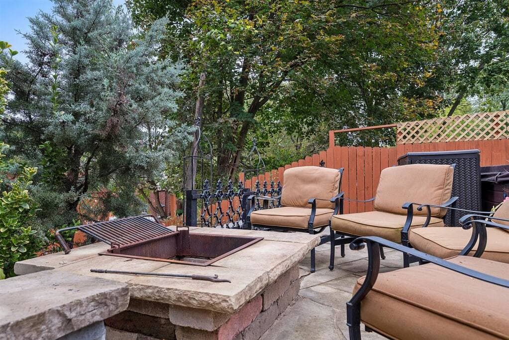 Seating around the fire pit - perfect place for s'mores!