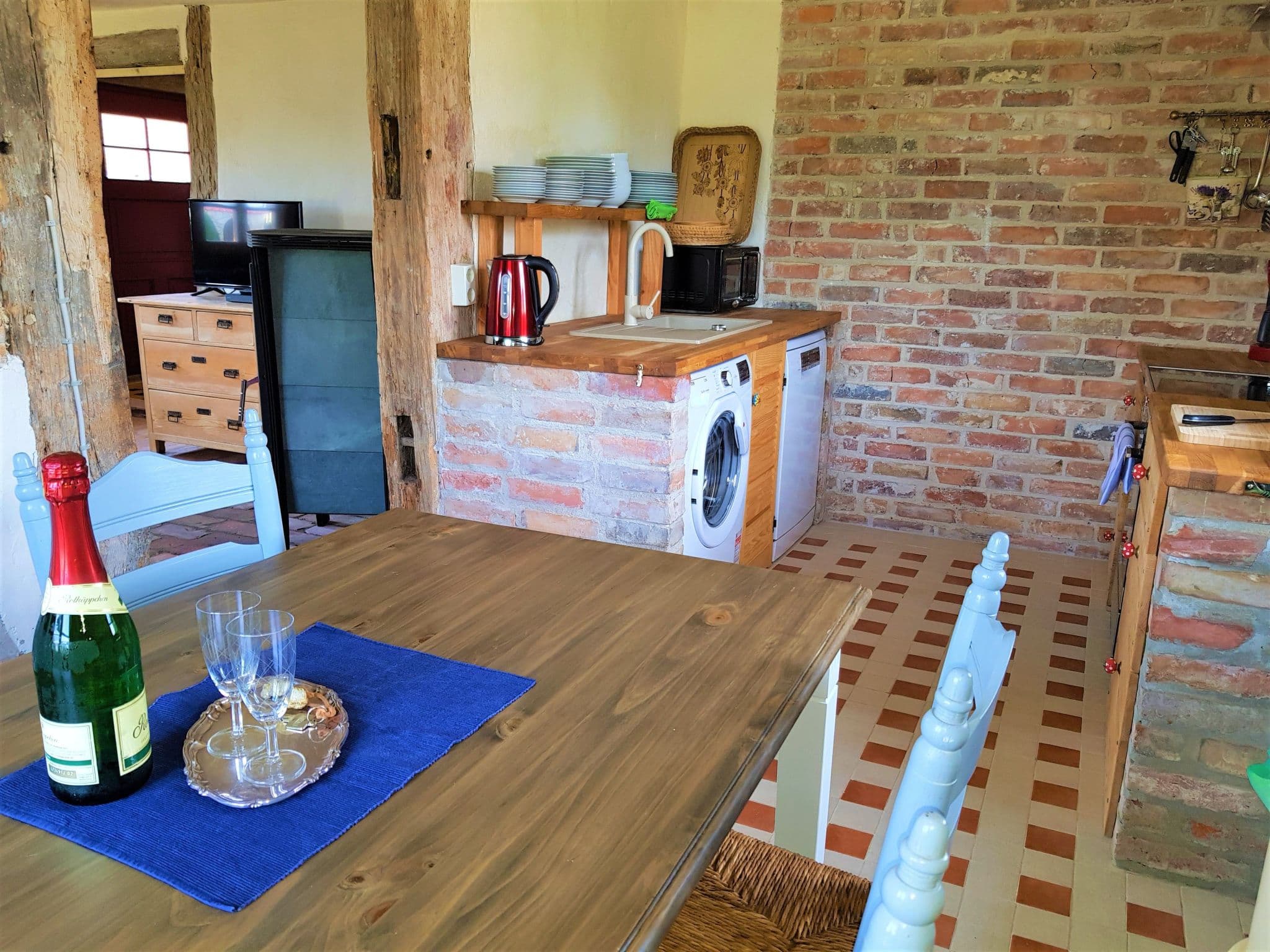 Kitchen / Dining Room