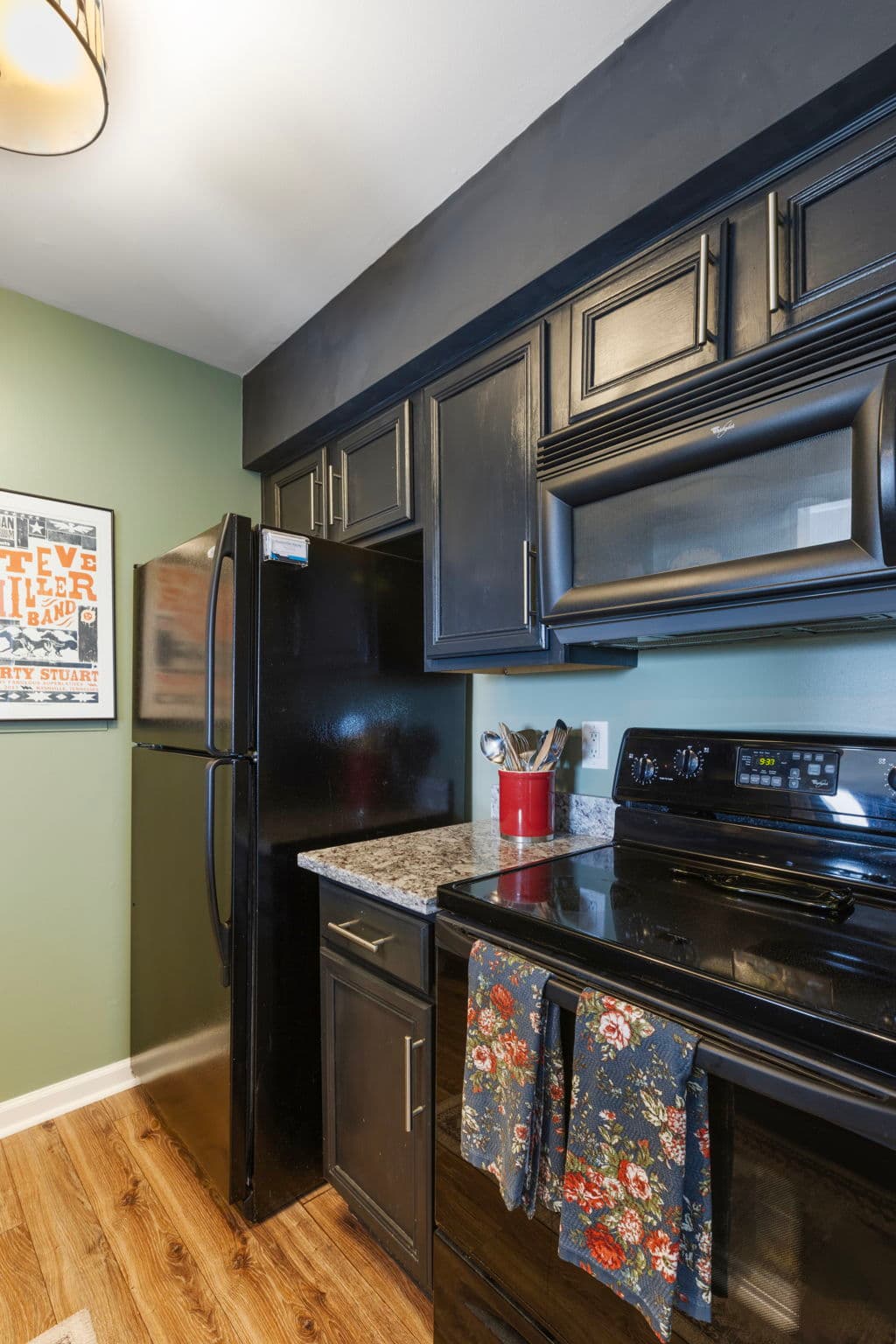 Full-size kitchen