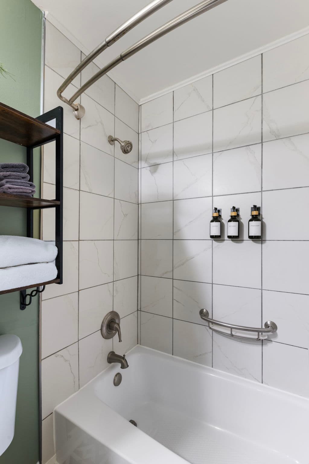 Tub/shower combo