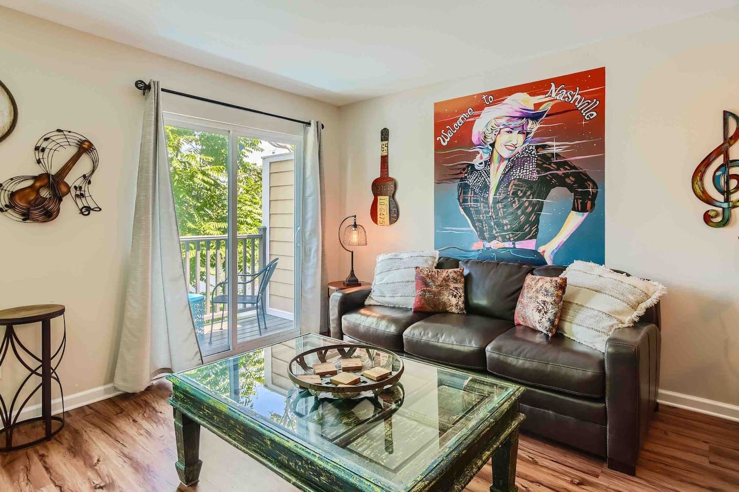 Relax and comfort at your home away from home