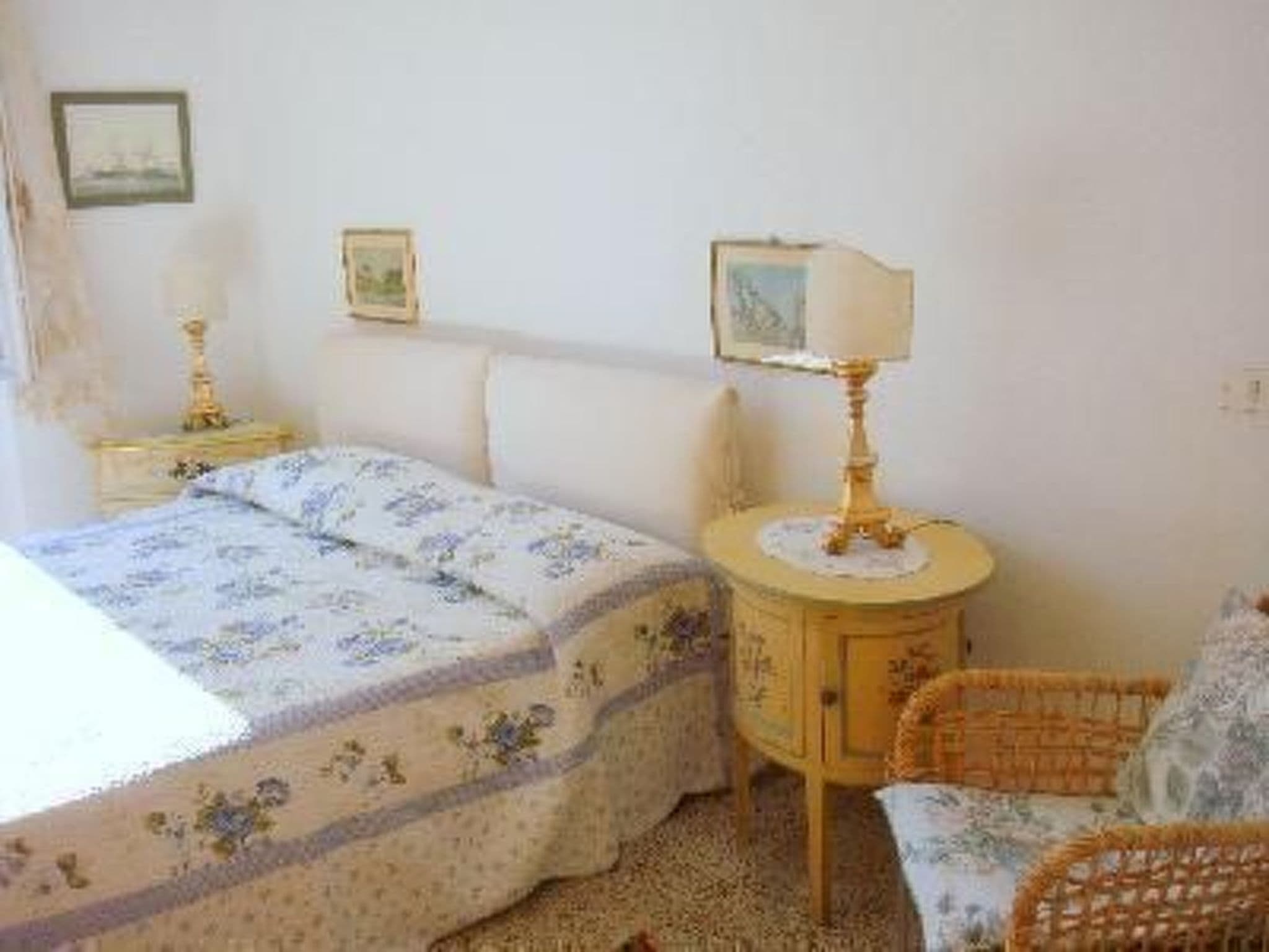 Gallery Image 16