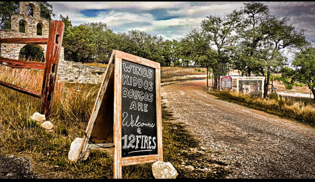 Winos, Kiddos, and Doggos Welcome