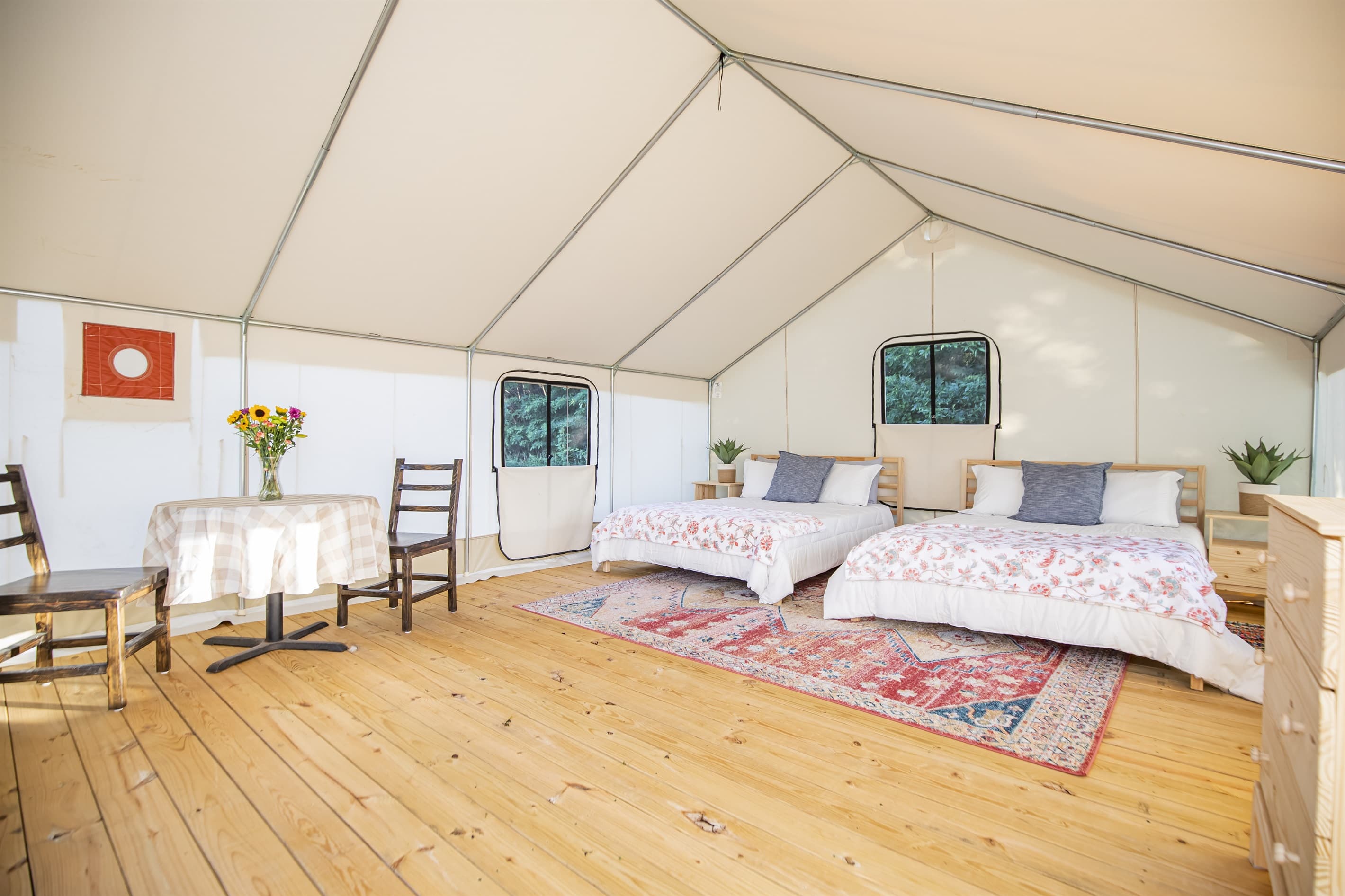 two queen beds