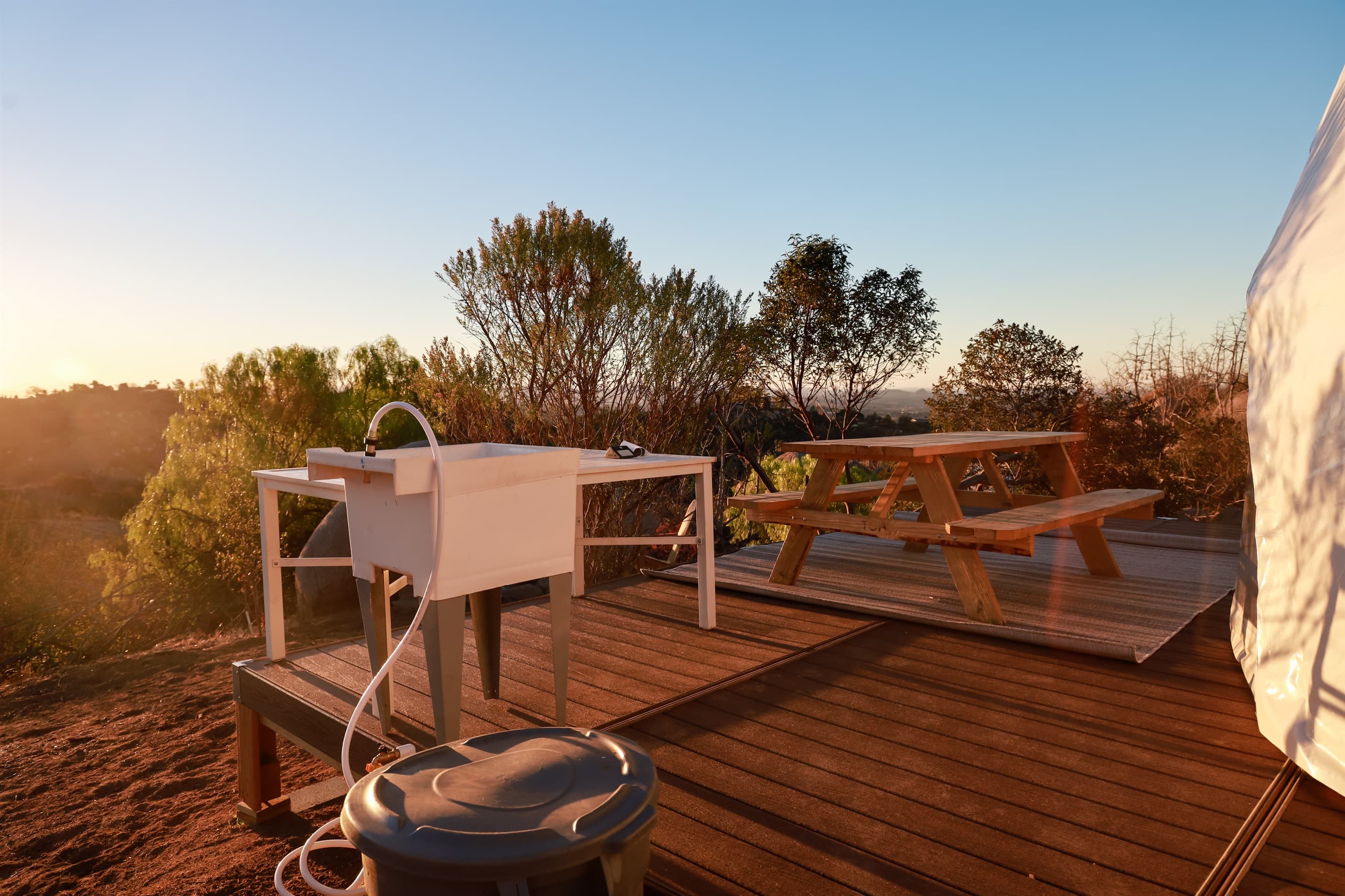 Enjoy dining outside, with your own person dish wash station.