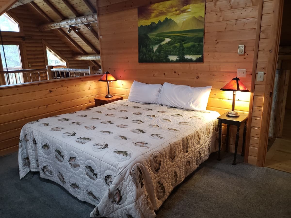 Bedroom 3: king bed, open to downstairs. You'll love waking up refreshed at Yellowstone Escape.
