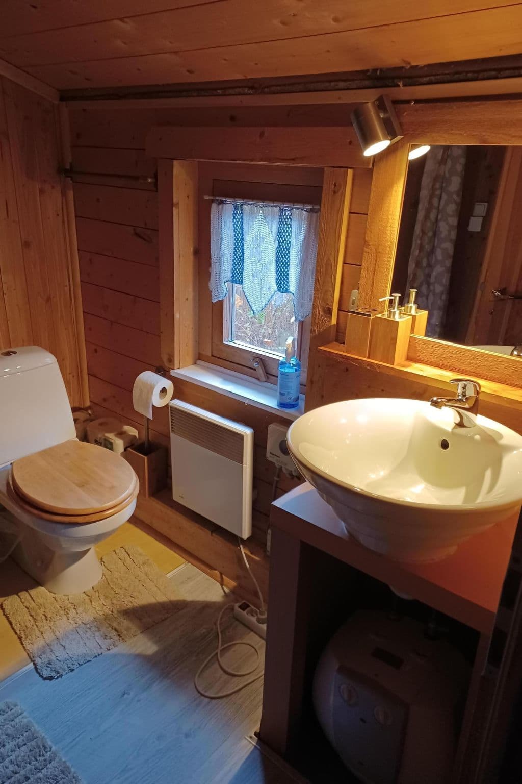 Bathroom / Wellness