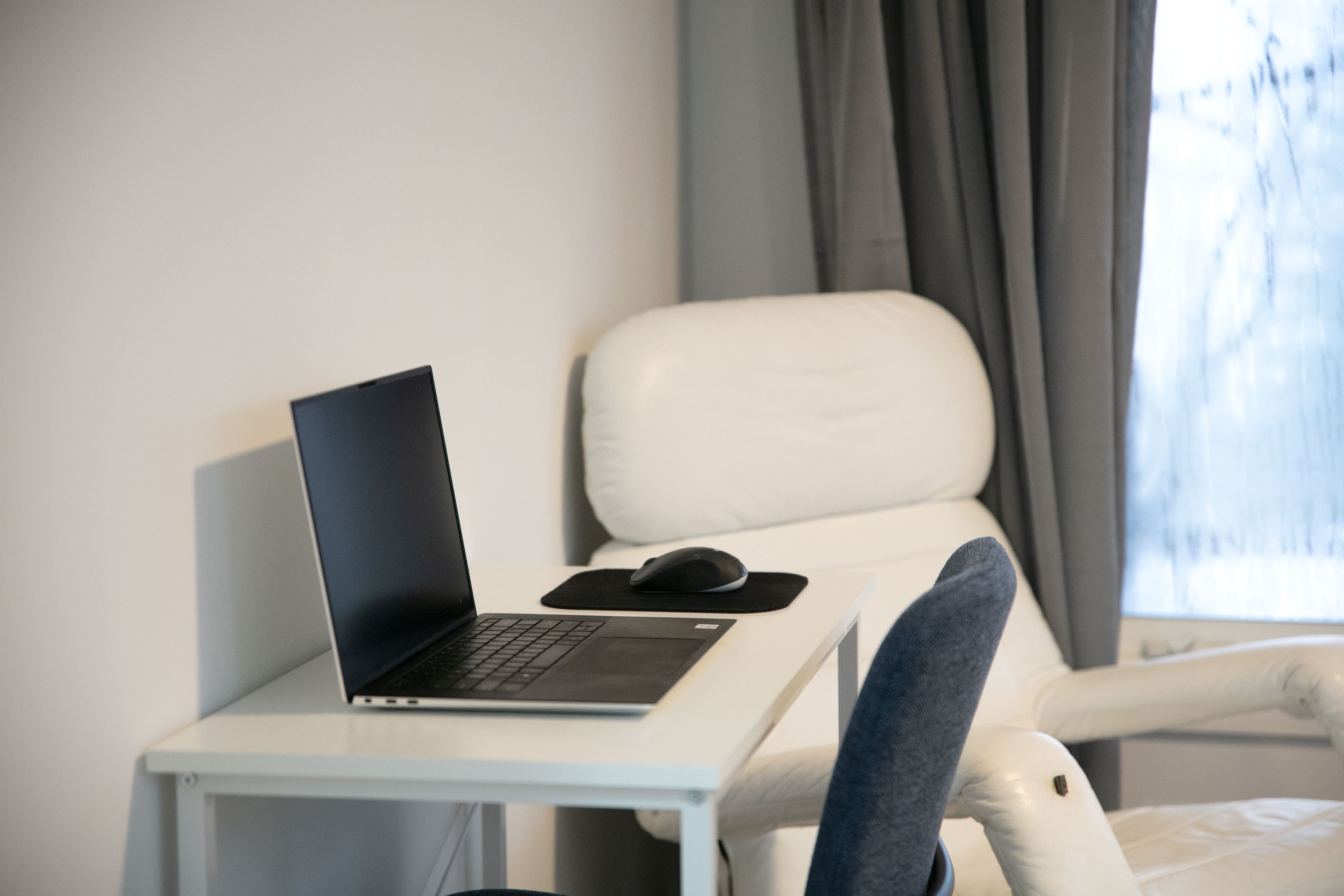 Bureau- Chambre 2 - Rez-de-jardin