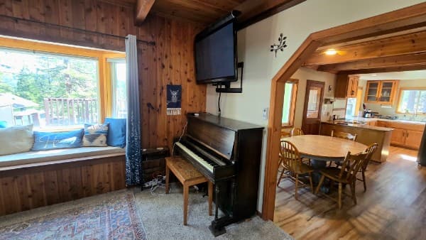 Gallery Image 13