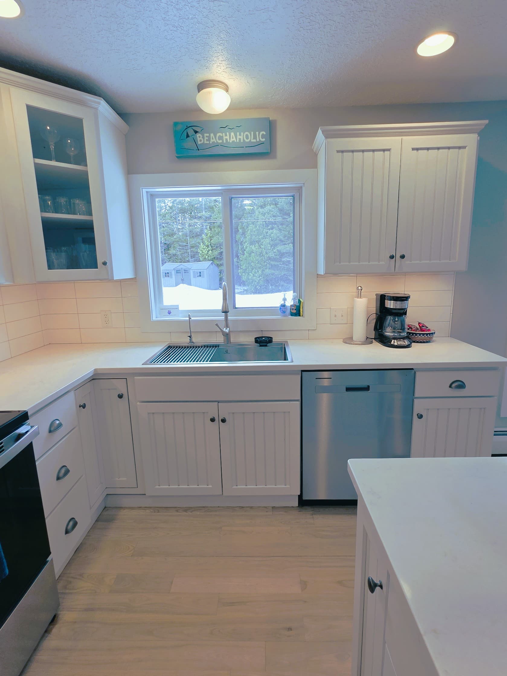 New kitchen Quartz counter tops and back splash 2026
