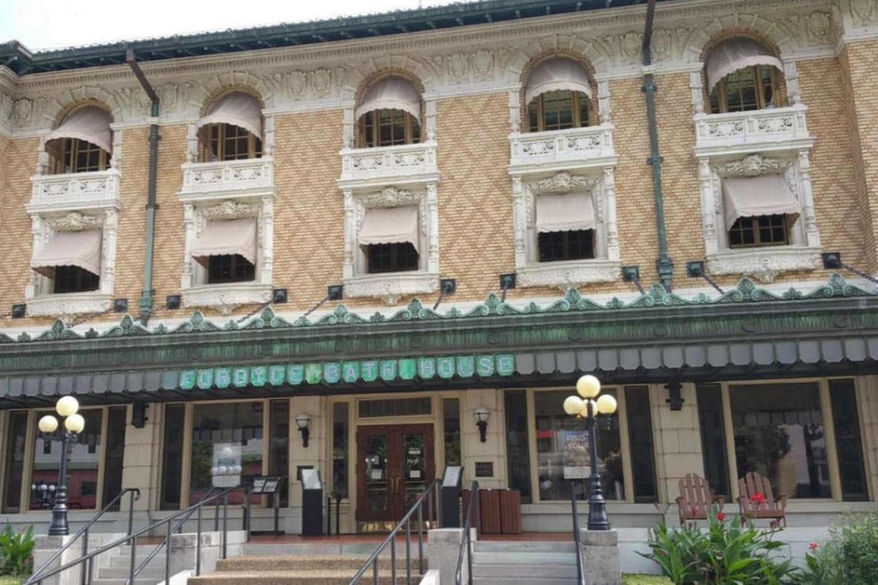 Gallery Image 16