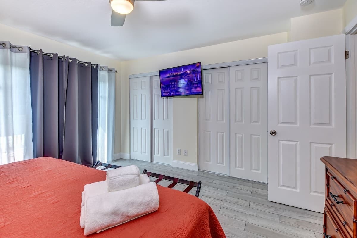 Master Bedroom with King Bed