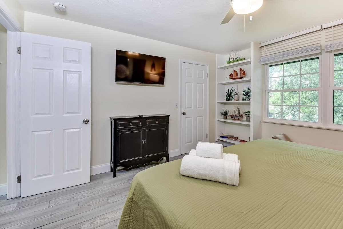 Bedroom with King Bed