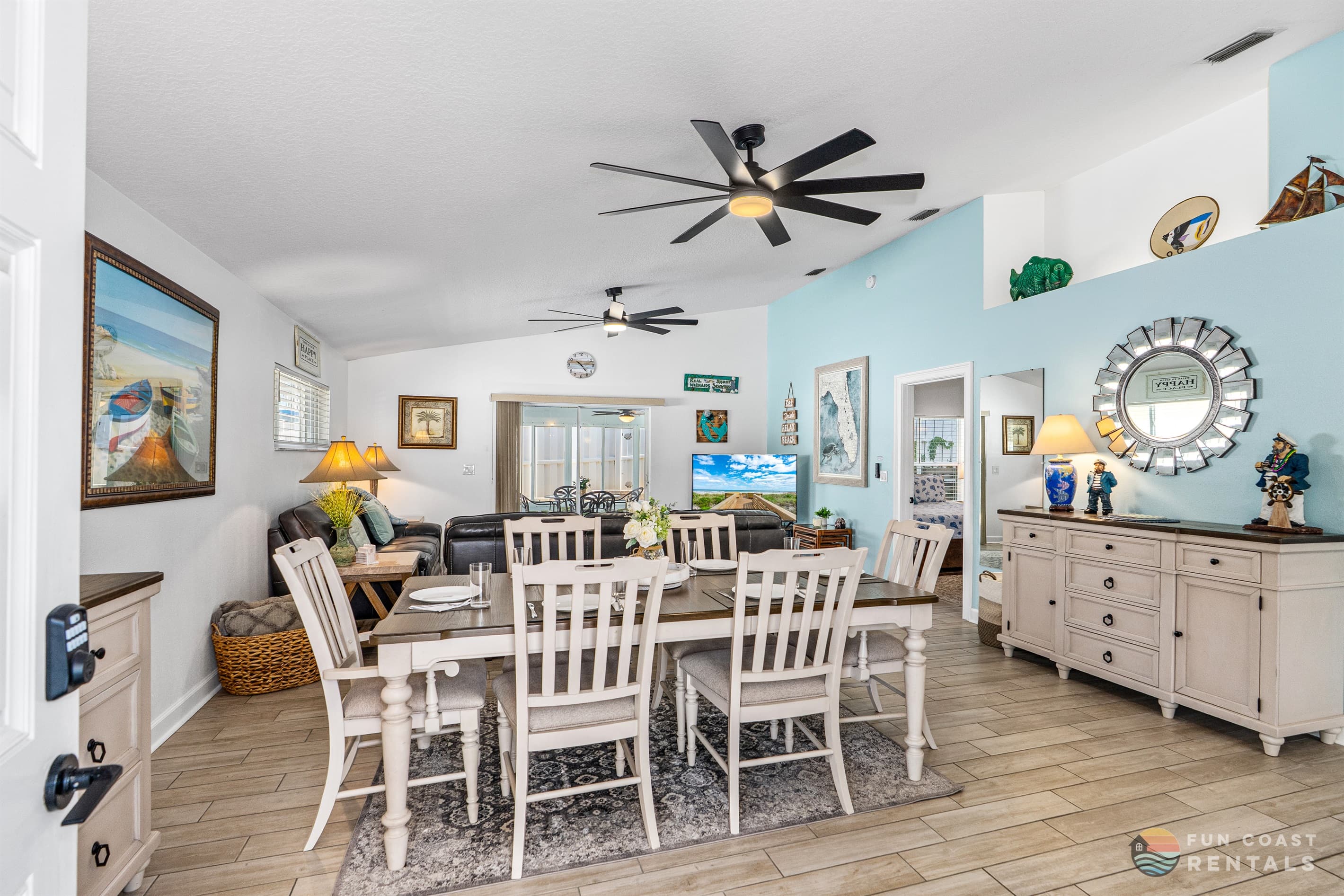 Spacious dining room!